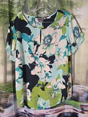 Van Heusen Mint Floral Flutter-Sleeve Blouse